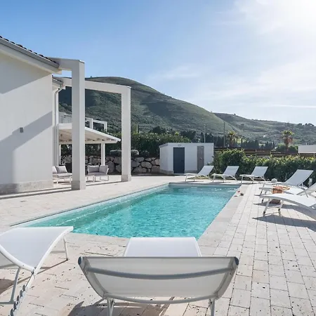 别墅 Costamante Con Piscina Privata