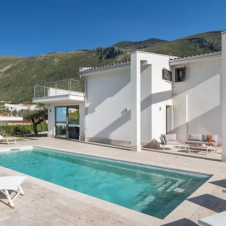Villa Costamante Con Piscina Privata